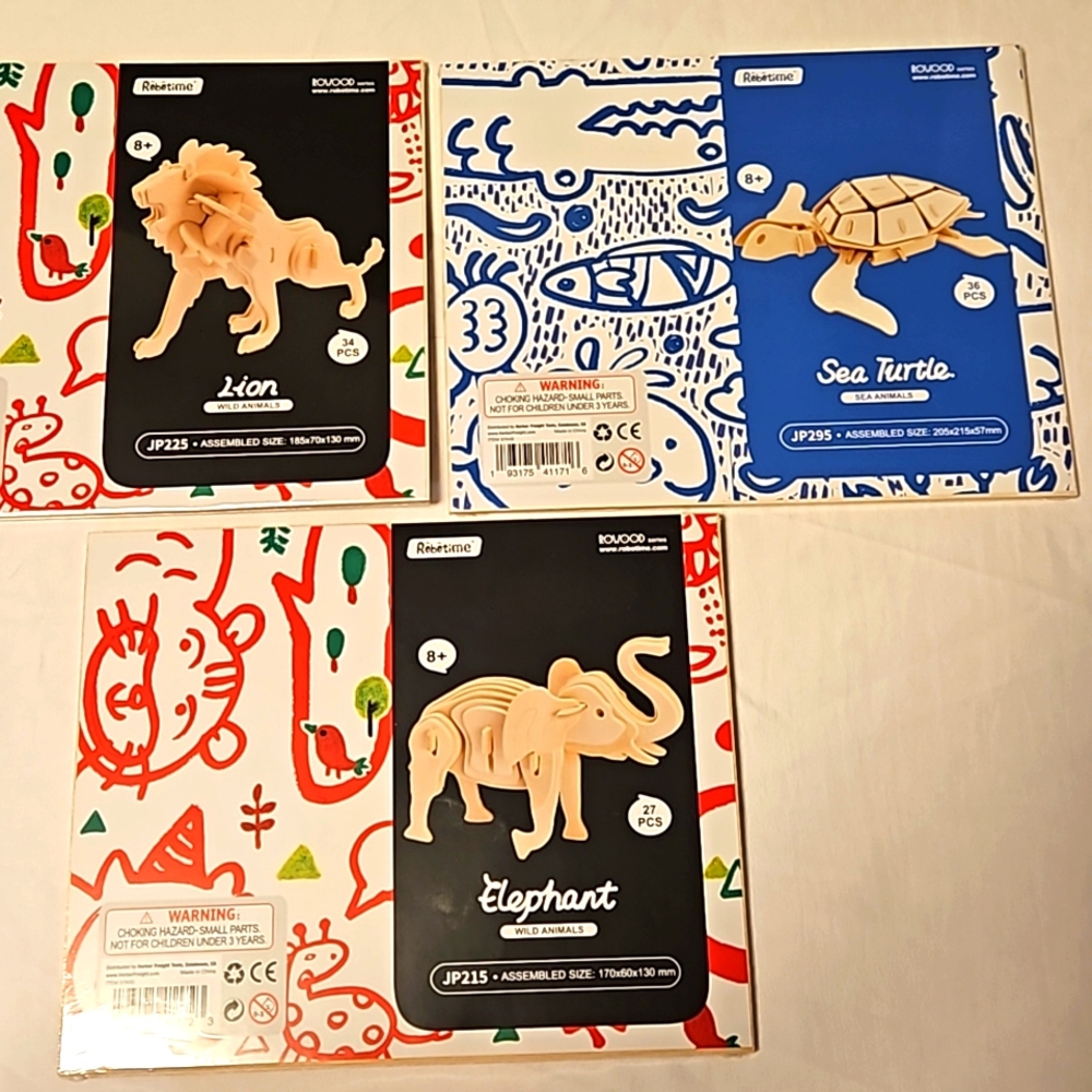 3 NWT Animal Puzzle Model Kits